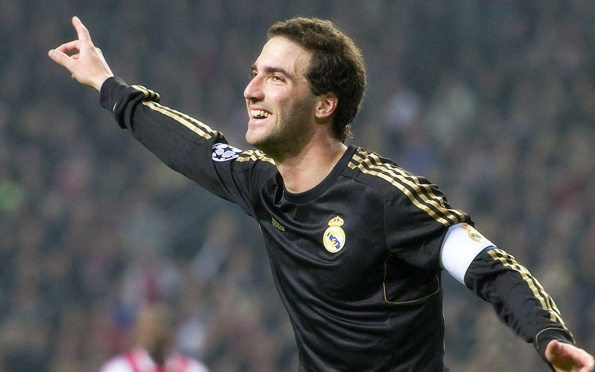 曼联签加拉格尔举棋不定,难替代卡塞米罗。,曼联对战格拉纳达